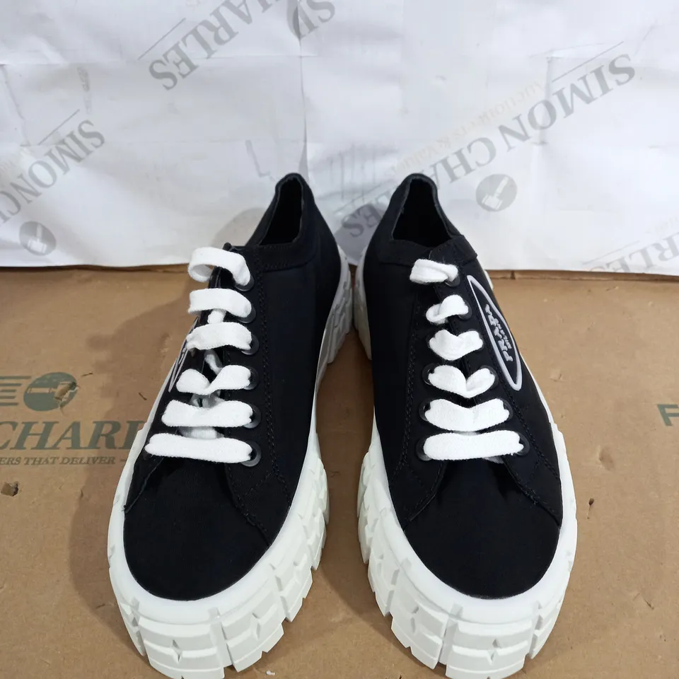PRADA MILANO CHUNKY SOLE SHOES SIZE UNSPECIFIED