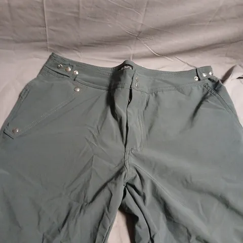 AQUANAUTIA LONDON MEN'S SHORTS – STONE OLIVE, SIZE M