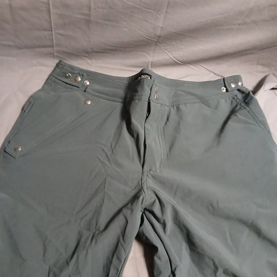 AQUANAUTIA LONDON MEN'S SHORTS – STONE OLIVE, SIZE M