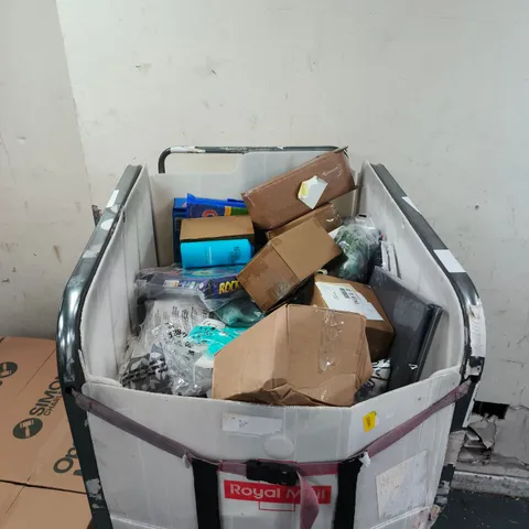 CAGE OF APPROXIMATELY 30 ASSORTED HOUSEHOLD ITEMS TO INCLUDE: COLOUR CHANGING T509 ALARM CLOCK