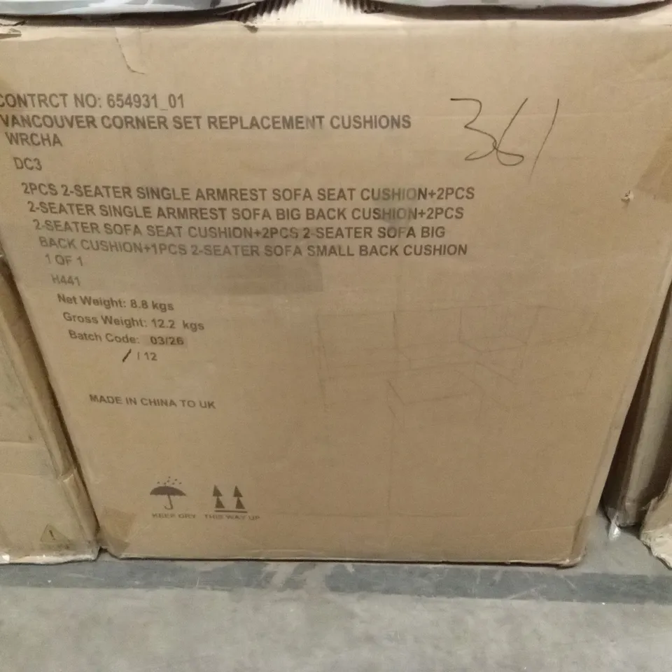 BOXED VANCOUVER CORNER SET REPLACEMENT CUSHIONS // CUSHIONS ONLY