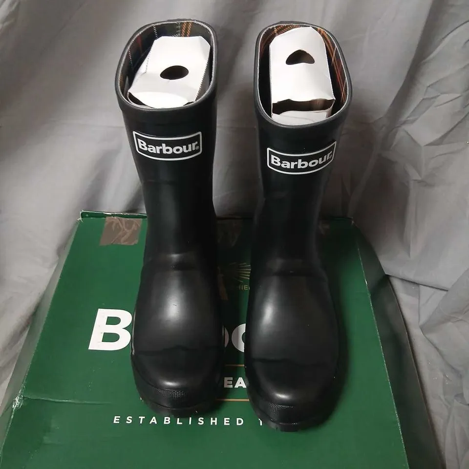 BARBOUR WATERPROOF BOOTS – BLACK, UK 5 (BARBOUR FOOTWEAR) 