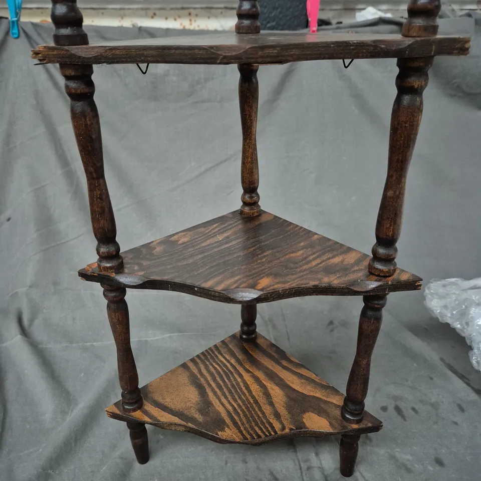 VINTAGE WOODEN CORNER SHELF UNIT WITH TURNED SPINDLES