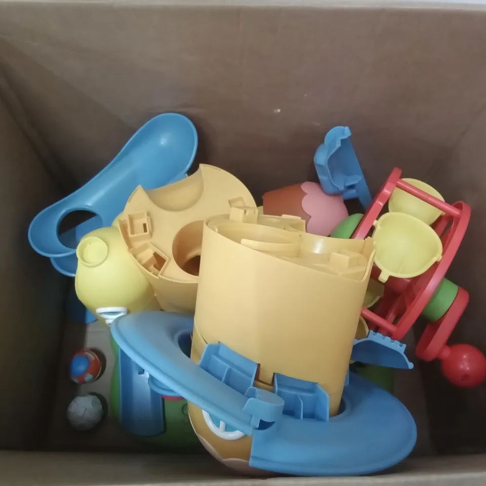 BOXED LEARN PLAY ROLL AROUND TURNING 
