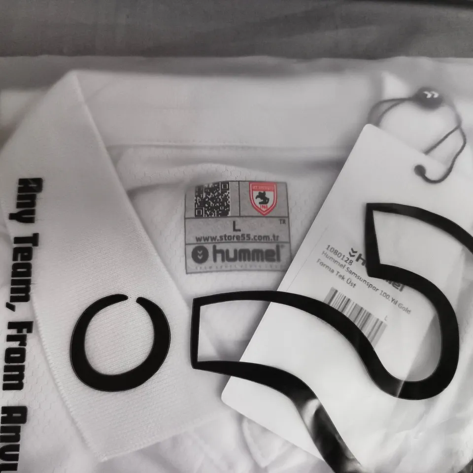 HUMMEL SAMSUNSPOR 23/24 AWAY FOOTBALL SHIRT – SIZE L – MEN'S