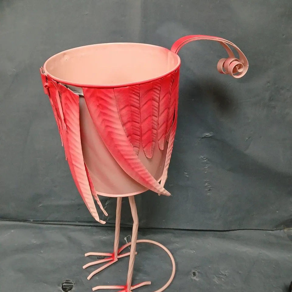 FLAMINGO STYLE PLANTER 