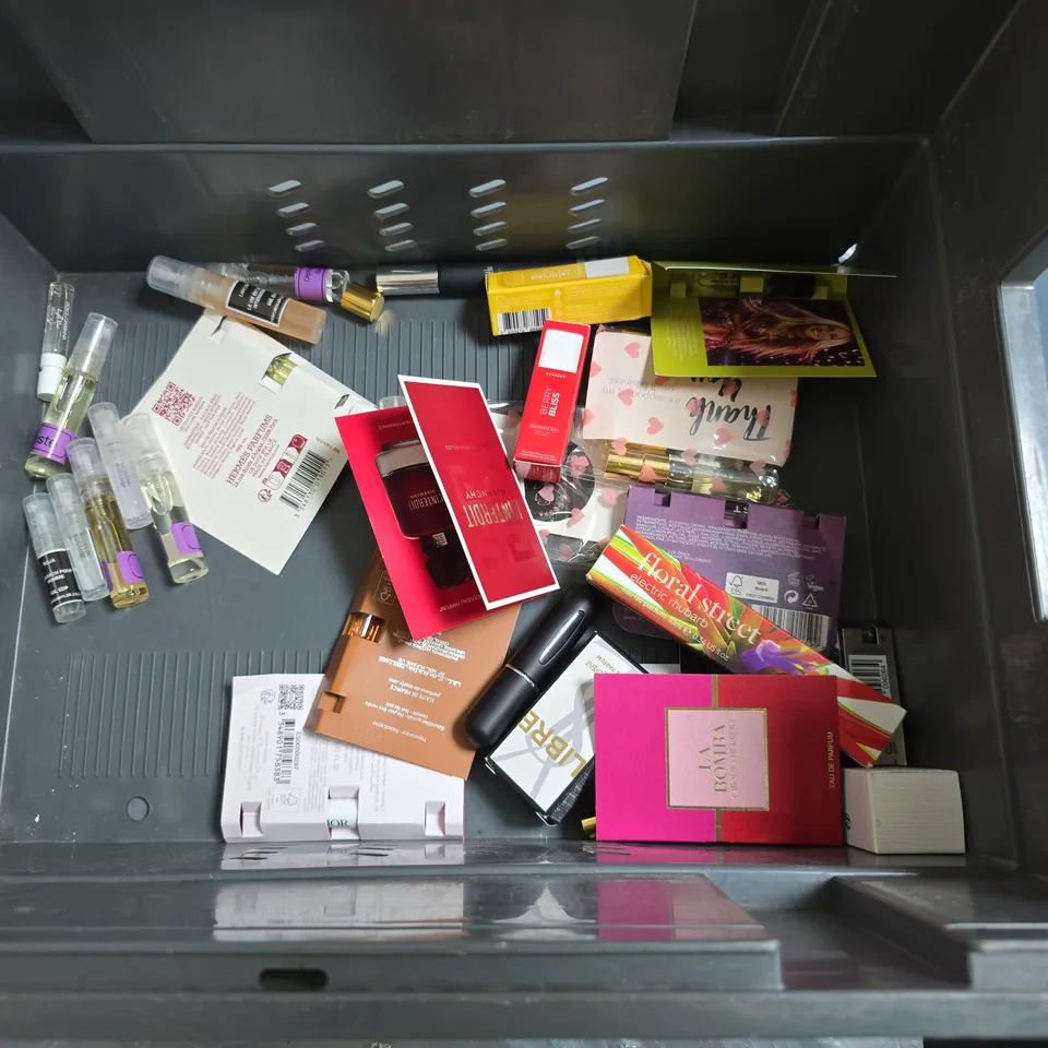 ASSORTED DESIGNER FRAGRANCES SAMPLES AND TESTERS – L'INTERDIT, GUCCI FLORA, MISS DIOR, DIOR, ELIE SAAB ELIXIR & MORE