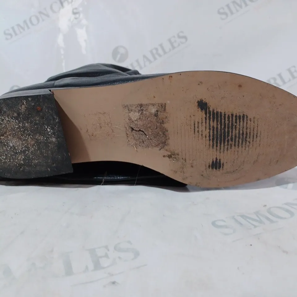 BOXED PAIR OF RED OR DEAD LEATHER BOOTS IN BLACK UK SIZE 6