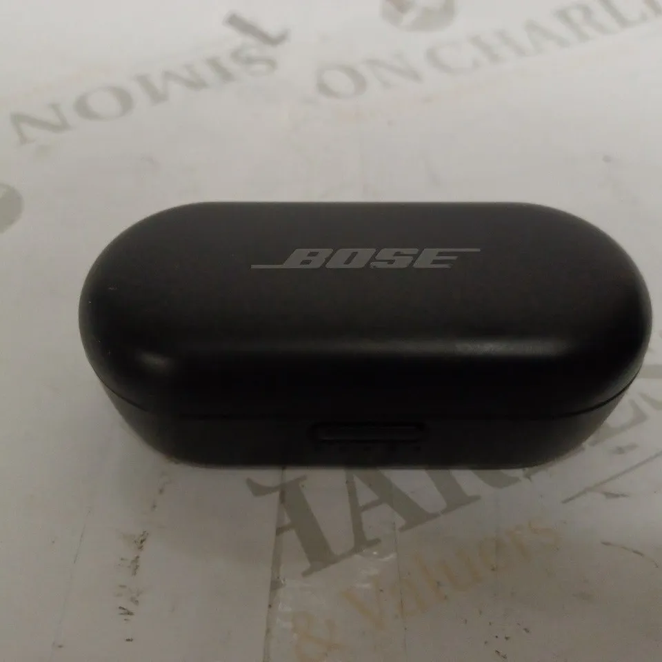 BOSE QUIETCOMFORT IN-EAR HEADPHONES, BLACK