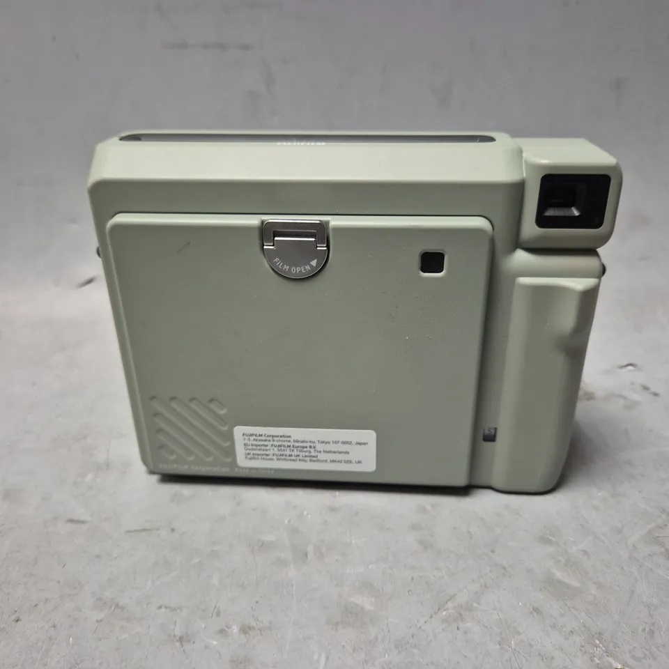 BOXED FUJIFILM INSTAX WIDE 400 CAMERA
