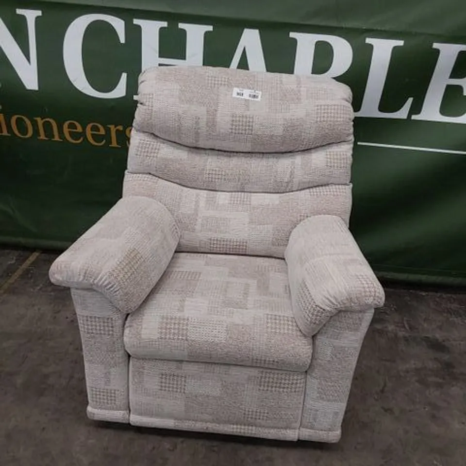 QUALITY BRITISH DESIGNER G PLAN MALVERN POWER RECLINING EASY CHAIR LYDIA BLUSH FABRIC 
