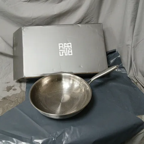 BOXED  STAINLESS STEEL HAMMERED FRY PAN – BOXED 