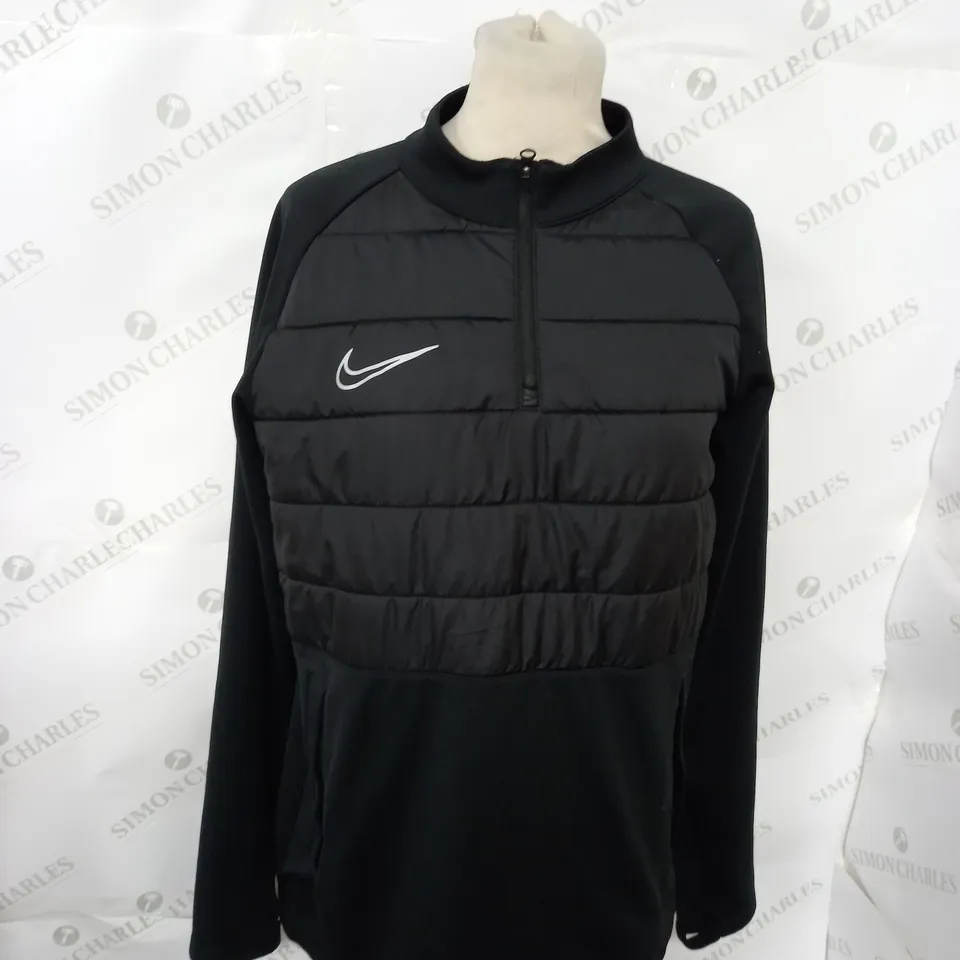 NIKE DRI-FIT JACKET SIZE M