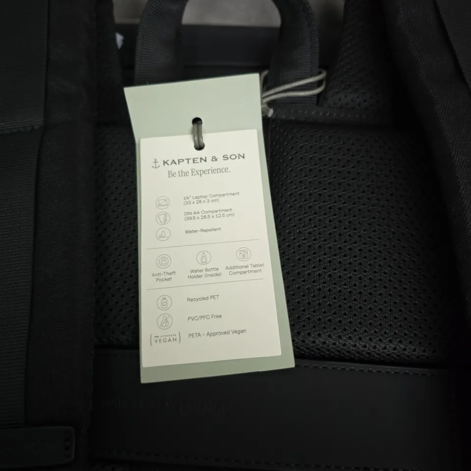KAPTEN & SON BACKPACK – 14" LAPTOP COMPARTMENT – BLACK