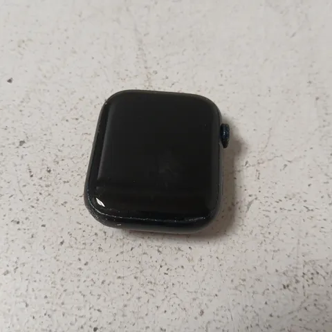 APPLE WATCH SERIES 7 45MM CELLULAR TITANIUM BLACK