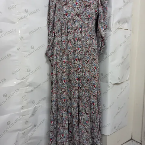 GHOST MAYA DRESS IN BLUE PAISLEY STAR - LARGE