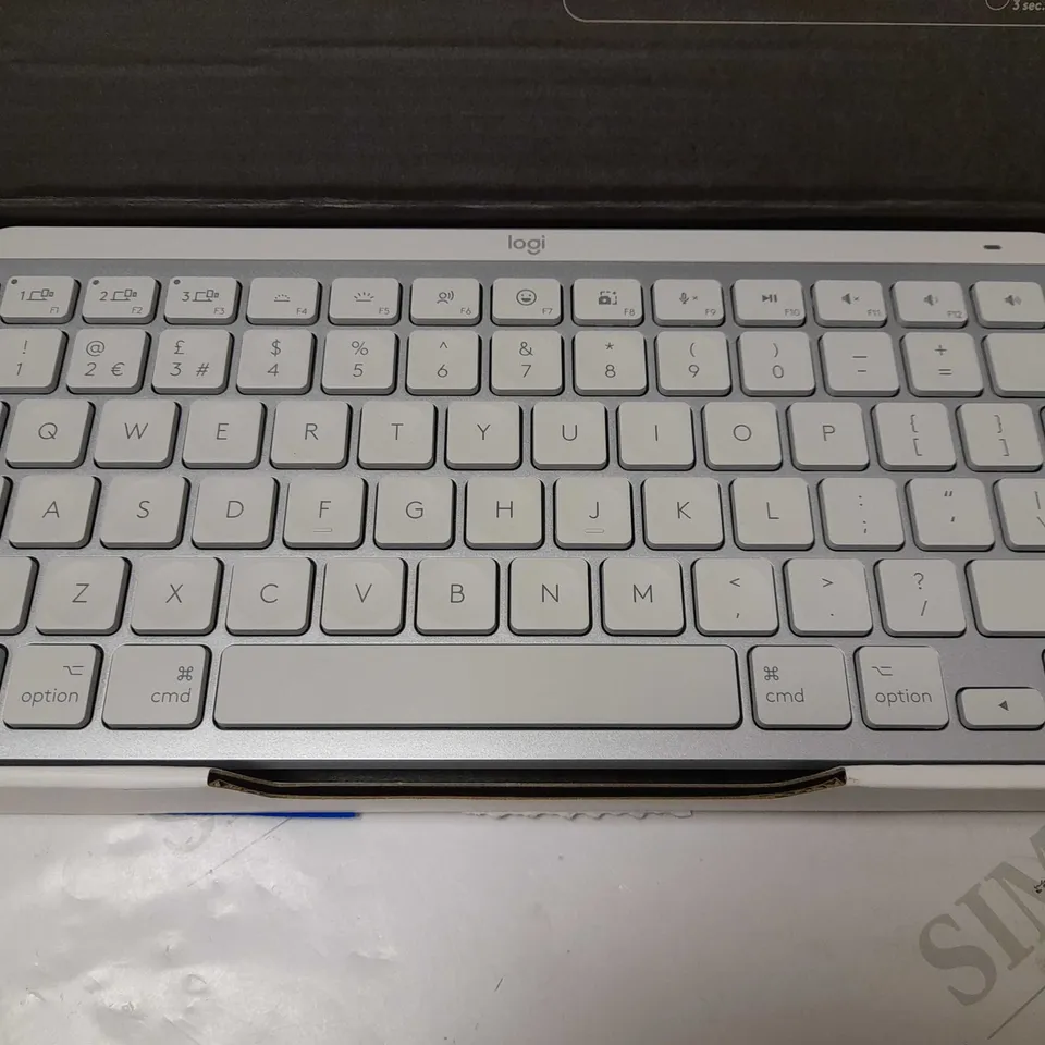 LOGITECH MX KEYS MINI FOR MAC MINIMALIST WIRELESS ILLUMINATED KEYBOARD