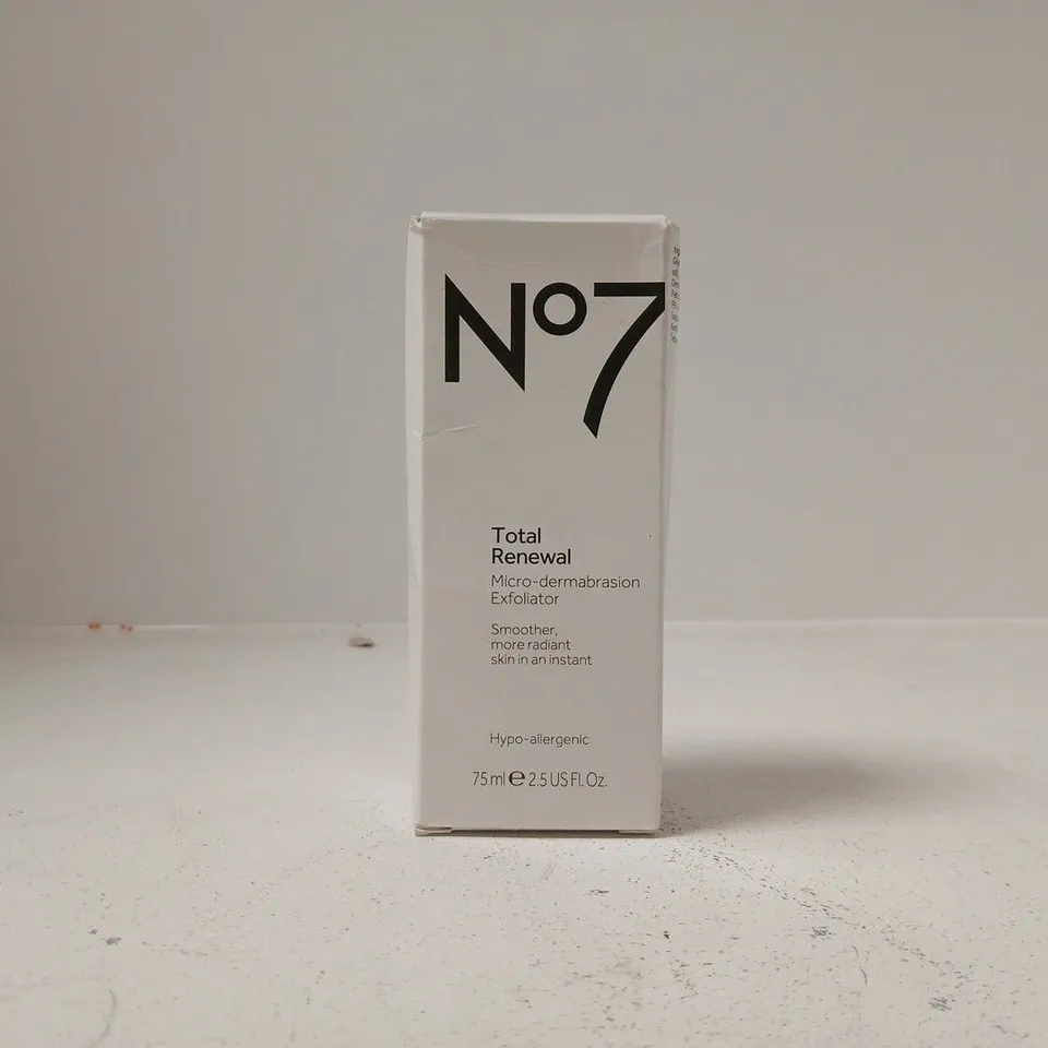 NO7 TOTAL RENEWAL MICRO-DERMABRASION EXFOLIATOR - BOXED