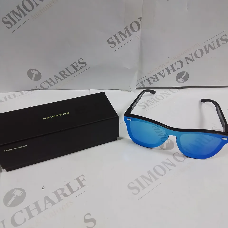 BOXED HAWKERS ONE VENM RAW SUNGLASSES IN SKY BLUE WITH BLACK FRAME 