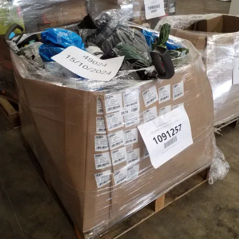 PALLET OF APPROXIMATELY 25 UNPROCESSED RAW RETURN HOUSEHOLD AND ELECTRICAL GOODS TO INCLUDE;