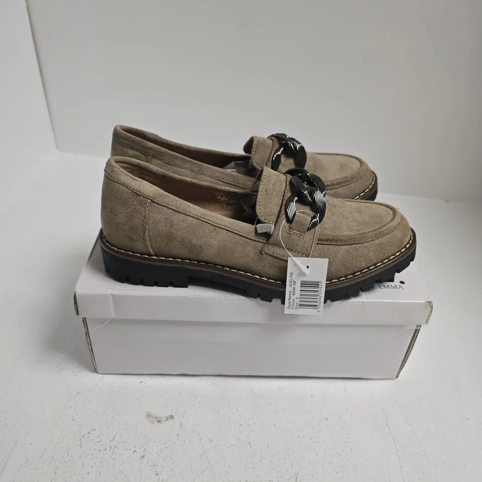 BOXED PAIR OF ADELINE SHOES IN MINK MF - UK 6