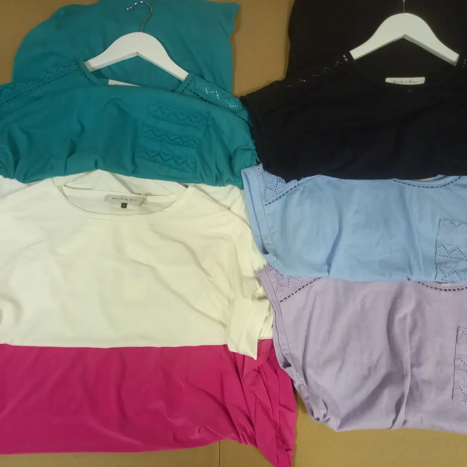 BOX OF APPROX 6 ASSORTED ITEMS OF MAISON DE NIMES CLOTHING IN VARIOUS SIZES AND STYLES