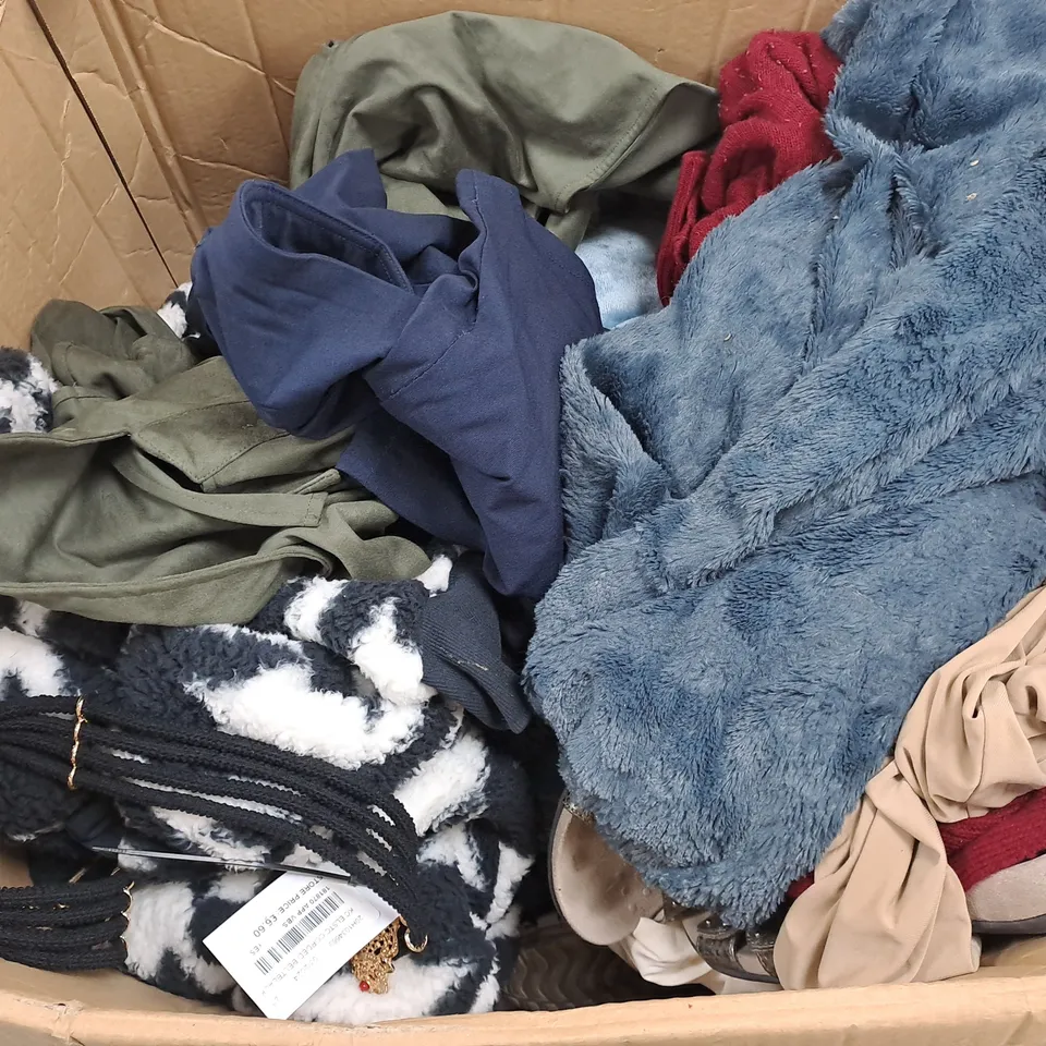 LARGE BOX OF ASSORTED CLOTHING TO INCLUDE JACKETS, TOPS, DRESSES, ETC