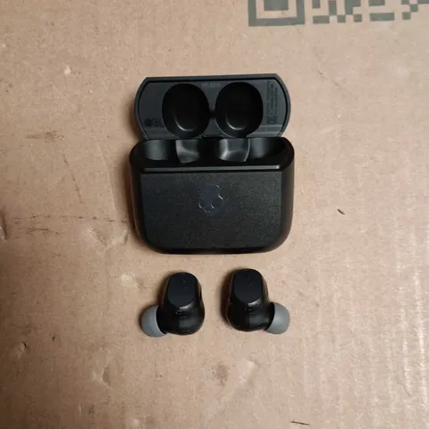 SKULLCANDY MOD TRUE WIRELESS EARBUDS WITH CHARGING CASE – BLACK - UNBOXED