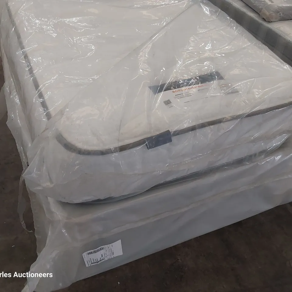 QUALITY BAGGED 3' SINGLE DIVAN BED & HEADBOARD COMPRISING SILENTNIGHT 800 POCKET MEMORY MATTRESS & FABRIC BASE