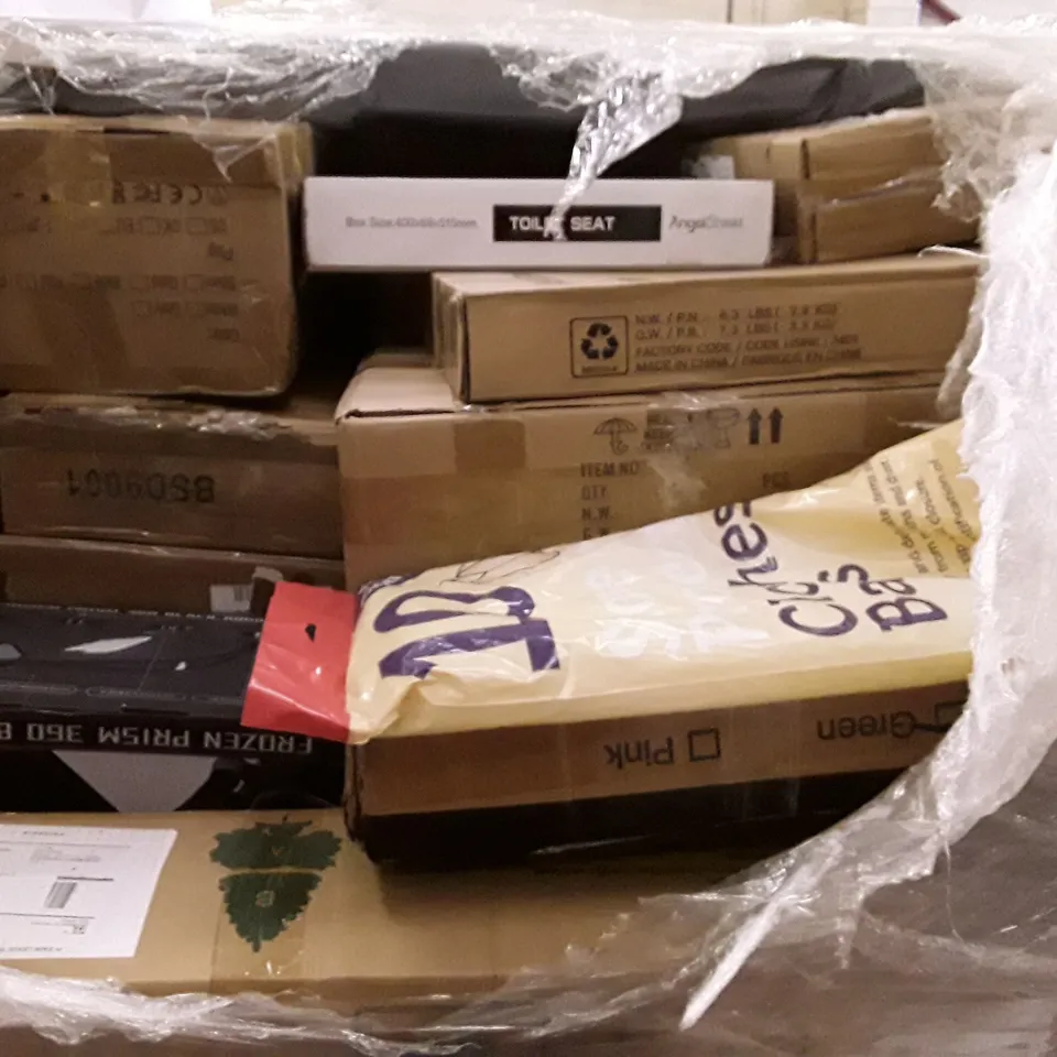 PALLET OF ASSORTED PRODUCTS INCLUDING BABY BOOSTER, BED RAIL, CLOSET WARDROBE, ROLLING STOOL, TOILET SEAT