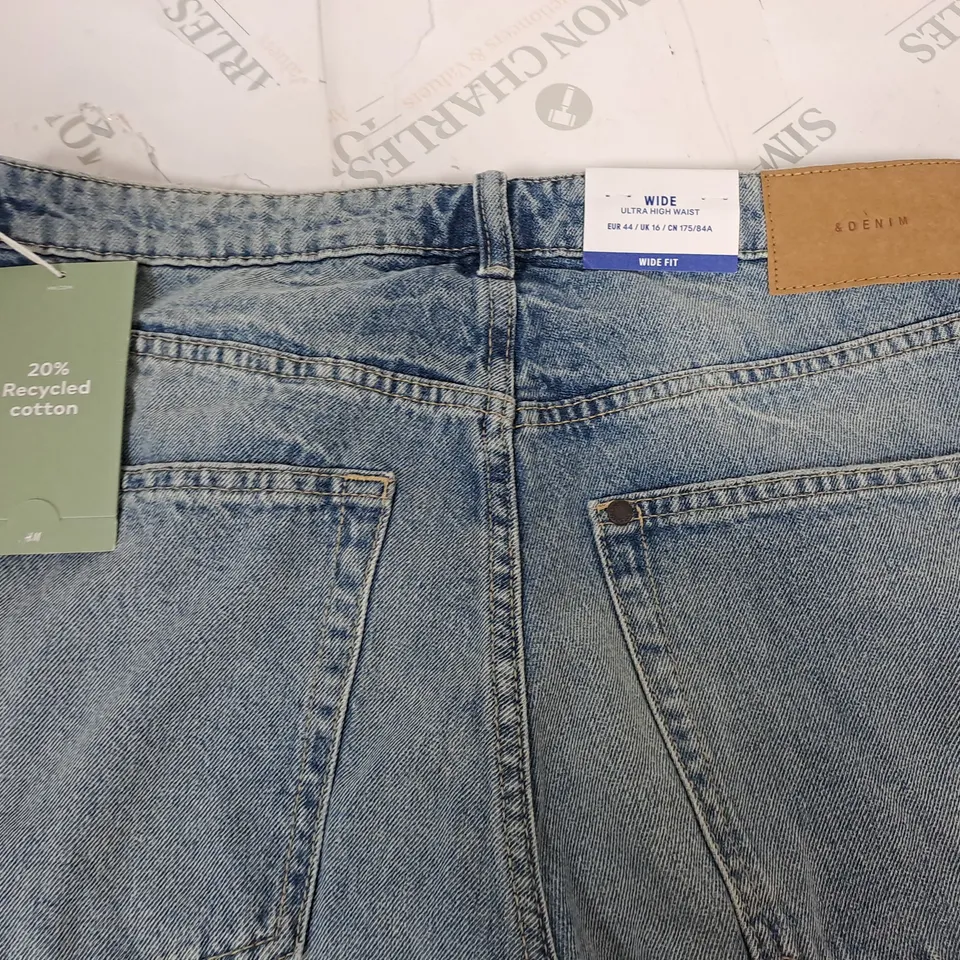 &DENIM WIDE ULTRA HIGH WAIST WIDE FIT JEANS - UK 16