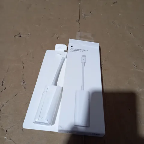 APPLE THUNDERBOLT 3 TO THUNDERBOLT 2 ADAPTOR