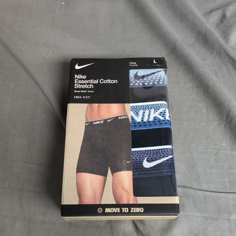 NIKE ESSENTIAL COTTON STRETCH BOXER BRIEFS 3-PACK – LARGE