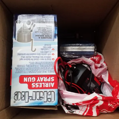 BOX CONTAINING 3 SCRAP ITEMS INCLUDING 6/12V INTELLIGENT 4A BATTERY CHARGER, FIXED BASE BENCH VICE & AIRLESS SPRAY GUN