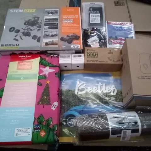 PALLET OF 6 BOXES CONTAINING ASSORTED ITEMS INCLUDING BEETLES 2023 CALENDER, MANUAL SOAP DISPENSER, IPHONE X CASE, BAMBOO DISH SCRUBBERS, WEDDING RING BOXES, PEPPA PIG CHRISTMAS COLLECTION DVD