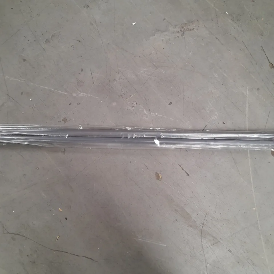 BOXED 2.2M LINE PROP - COLLECTION ONLY