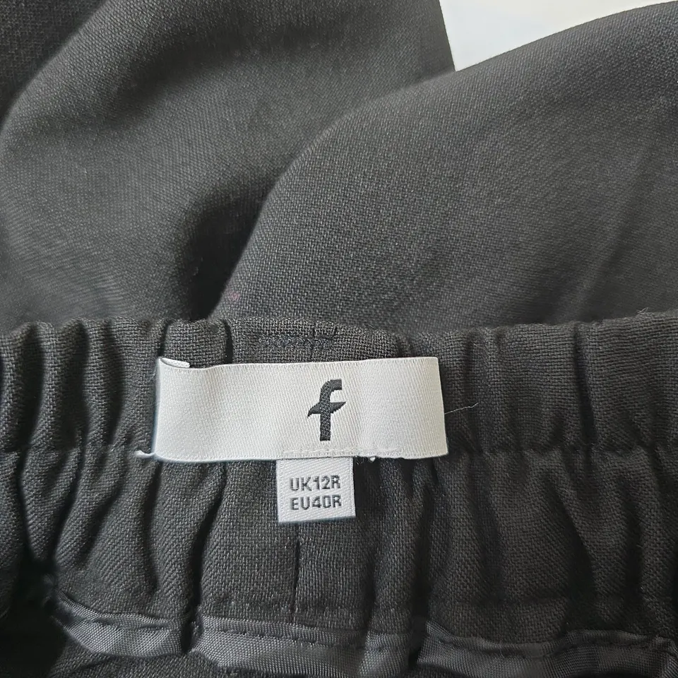 BLACK STRAIGHT LEG TROUSERS - SIZE UK 12R