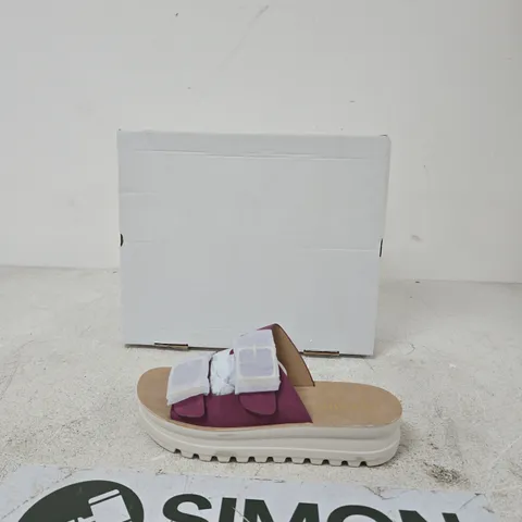 WOMEN'S PURPLE WEDGE SANDALS WITH WHITE STRAPS EU SIZE 39