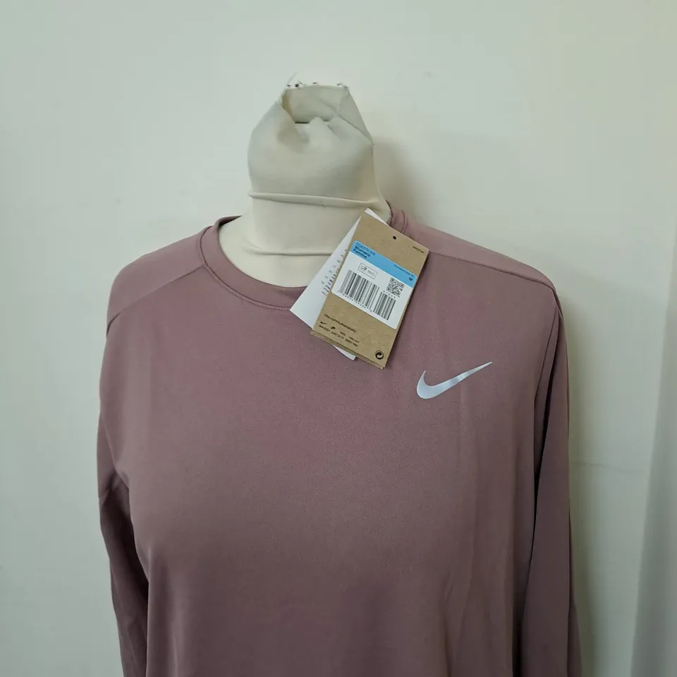 NIKE LOGO RUNNING LONG SLEEVED T-SHIRT SIZE M