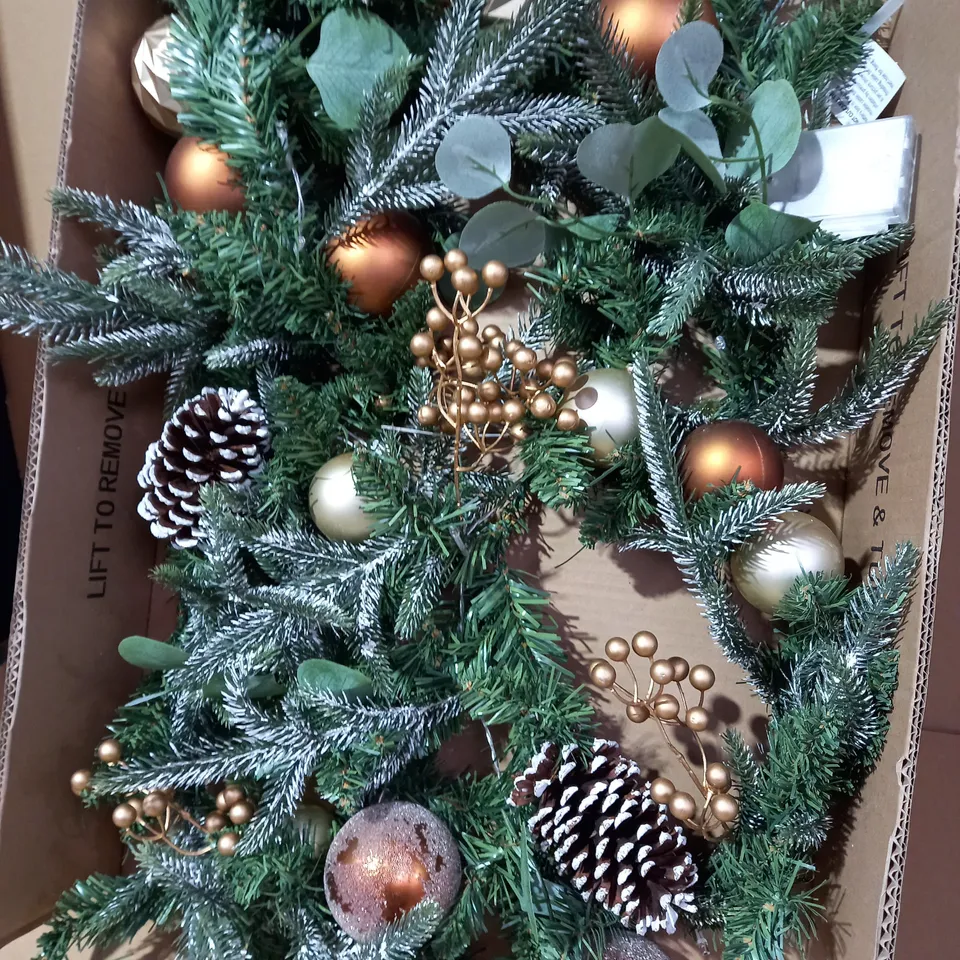 9FT COPPER AND GOLD PRE-LIT GARLAND 