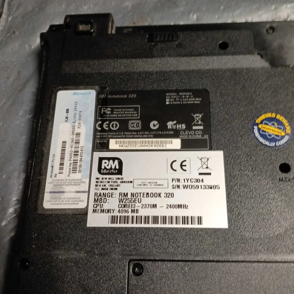 RM NOTEBOOK 320 LAPTOP – INTEL CORE I3-2370M, 4GB RAM, WINDOWS 7 PRO - NO BATTERY