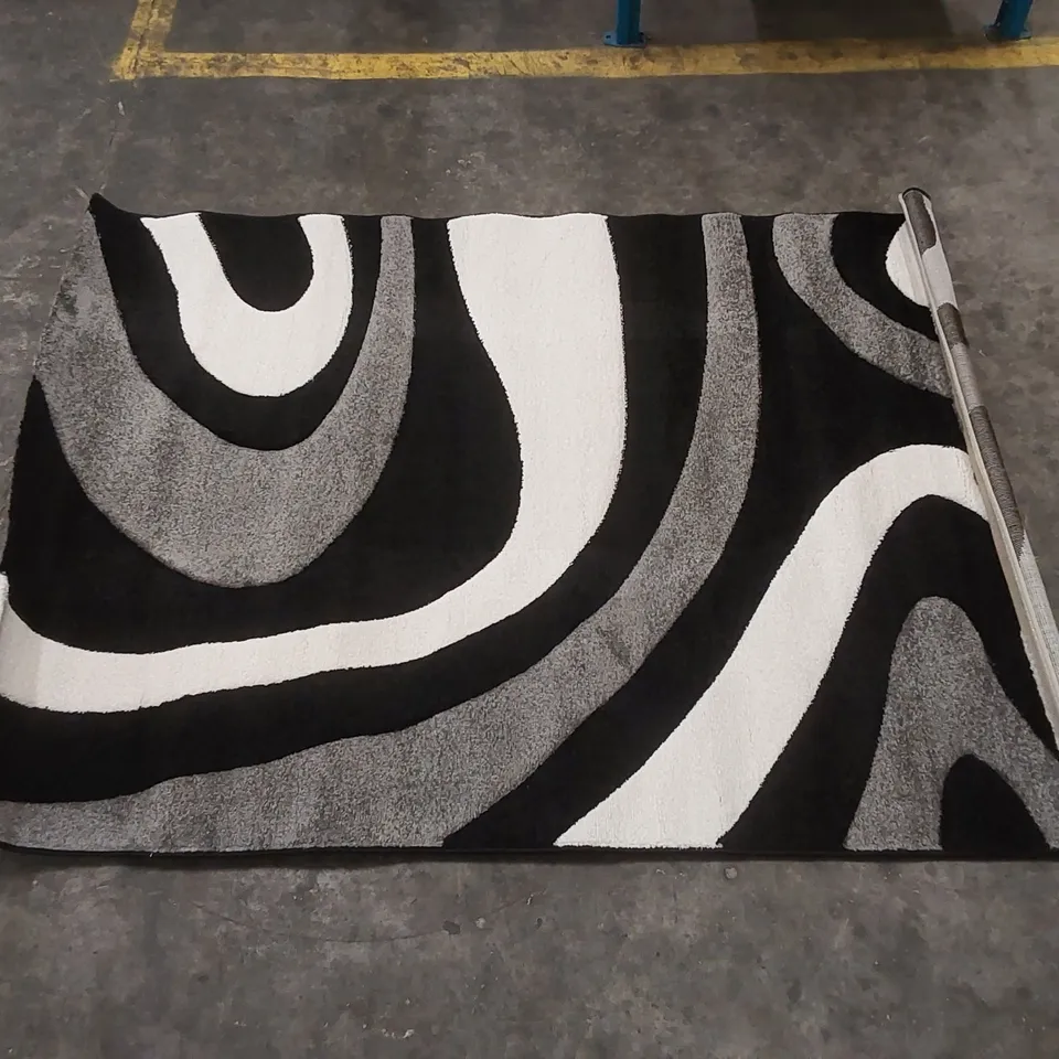 BRAND NEW PACO HOME INFERNO AREA RUG - BLACK // SIZE: 120 X 170cm