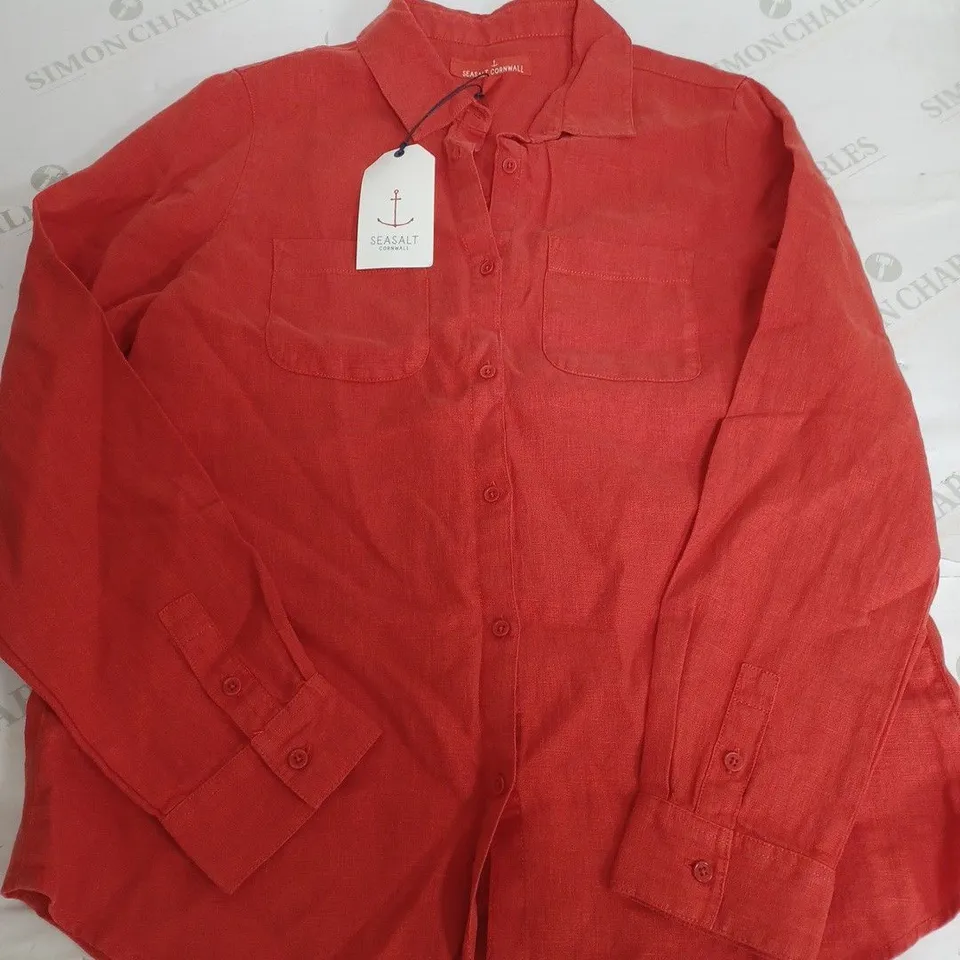 SEA SALT CORNWALL HAZEL BRANCH SHIRT IN TOMATO - UK 8