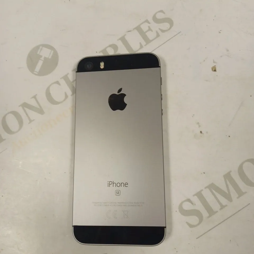 APPLE IPHONE SE SMARTPHONE 