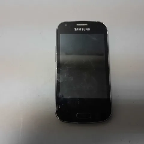 SAMSUNG GT-S7560