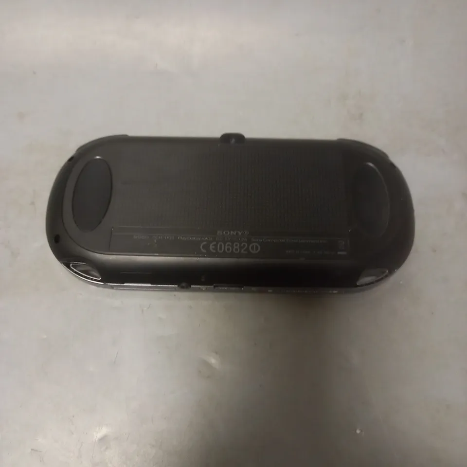 SONY PSVITA GAME CONSOLE