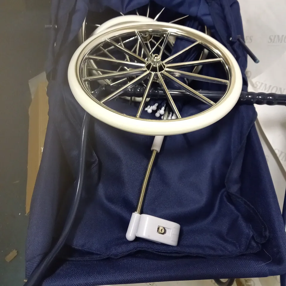 BELLA ROSA PREMIUM NAVY CARRIAGE DOLL PRAM  RRP £129.99