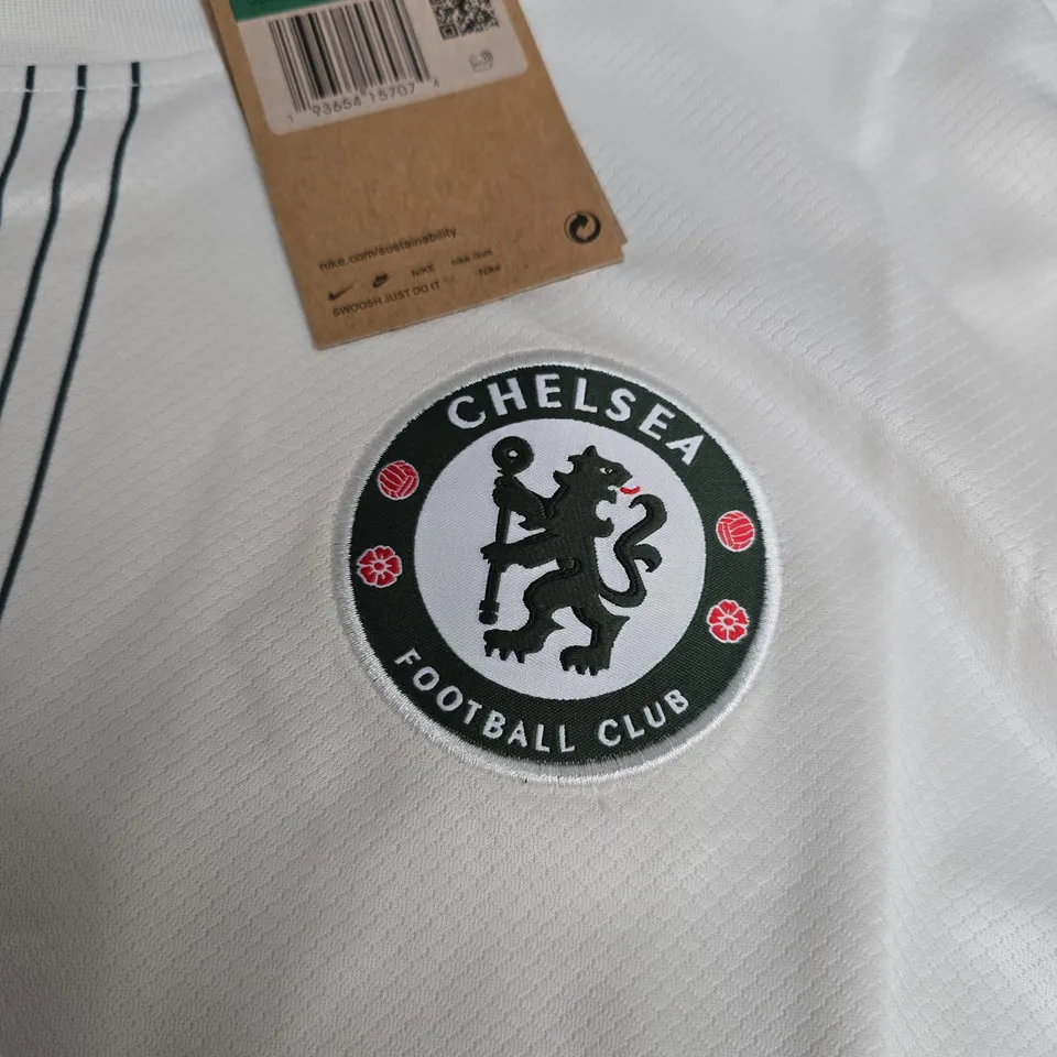 CHELSEA FC NIKE FOOTBALL SHIRT – WHITE, MENS XL