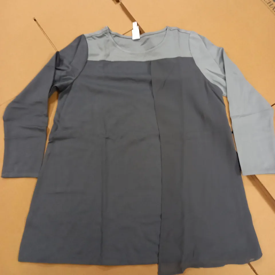 LOT OF APPROX 22 MARLA WYNNE LUXE KNIT DARK SLATE TUNICS - SIZE LARGE 