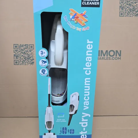 TOY WET-DRY VACUUM CLEANER – BOXED (3+ YEARS)
